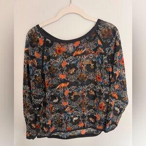 BONGO women’s juniors medium long sleeve fox forest chipmunk Victorian black top